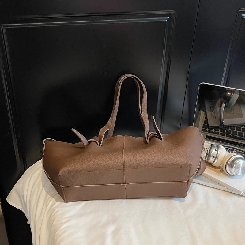 The Oversized Casual Tote