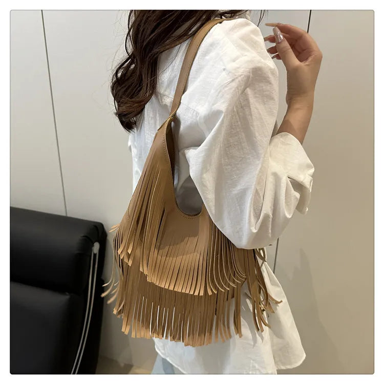 The Retro Tassel Tote