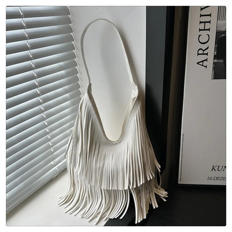 The Retro Tassel Tote