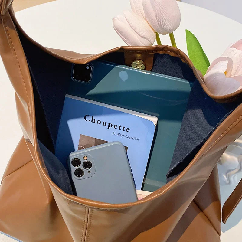 The New Retro Tote