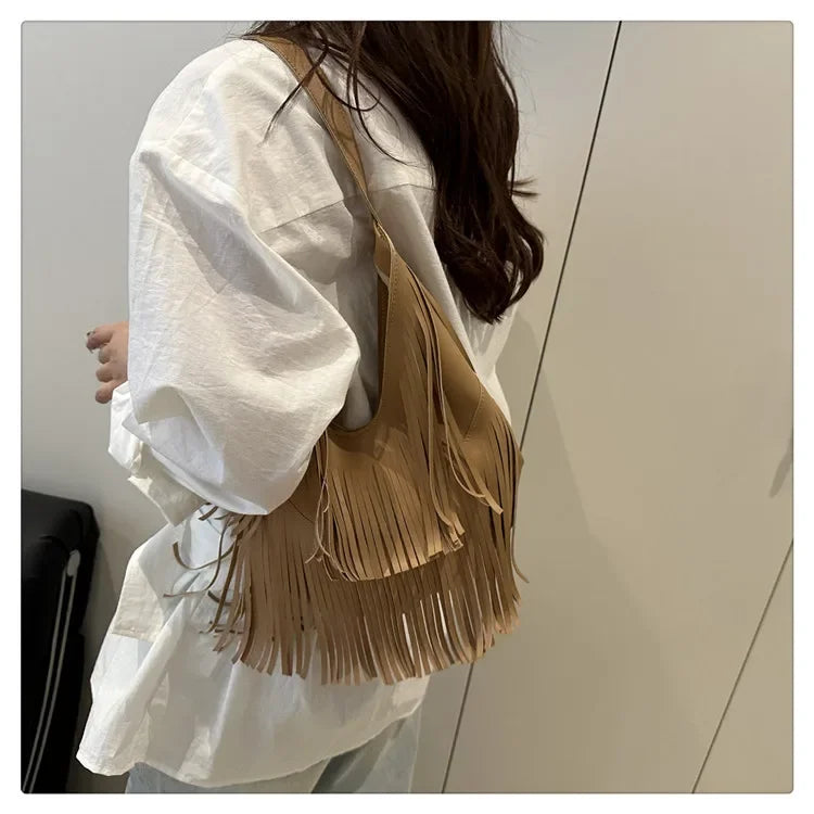The Retro Tassel Tote