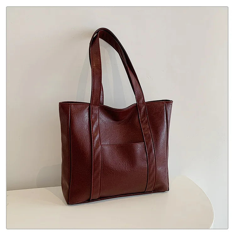 The Simple Large Capacity Tote g