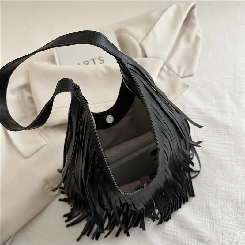 The Retro Tassel Tote