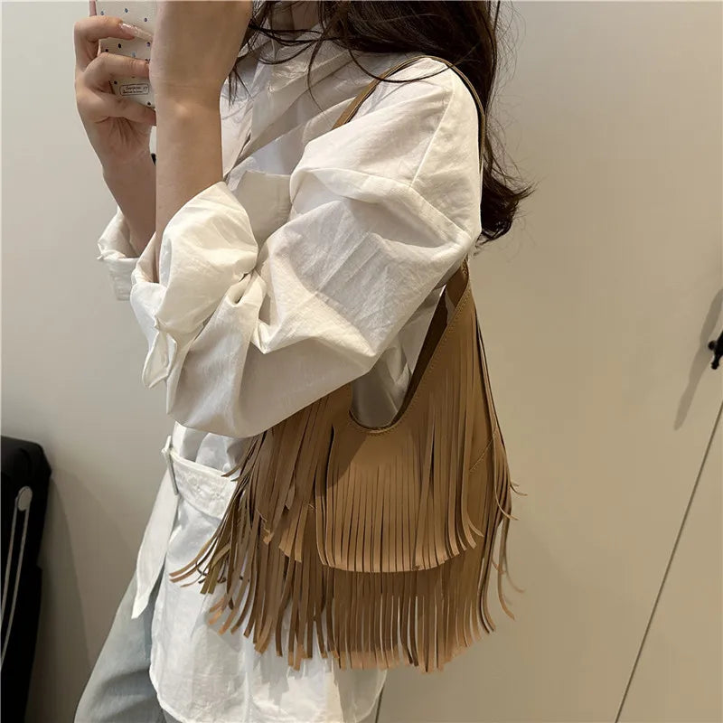 The Retro Tassel Tote