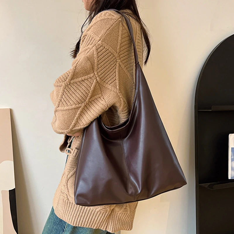 The New Retro Tote