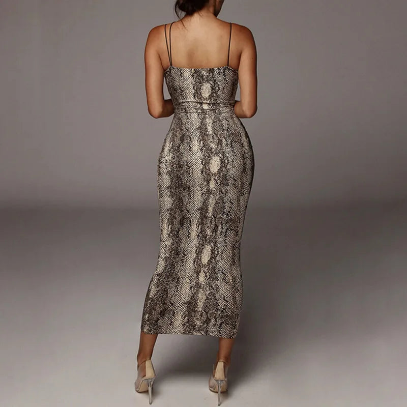 Slim Fit Rendezvous Midi Dress