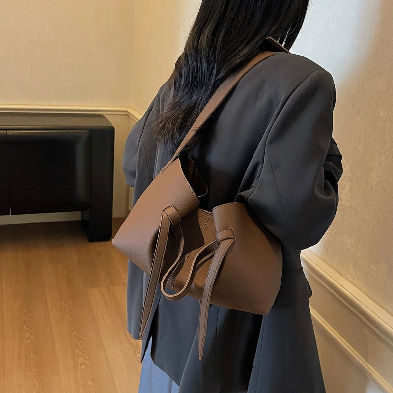 The Oversized Casual Tote