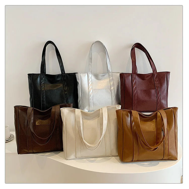 The Simple Large Capacity Tote g