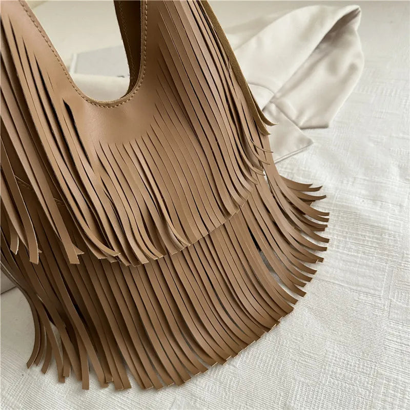 The Retro Tassel Tote