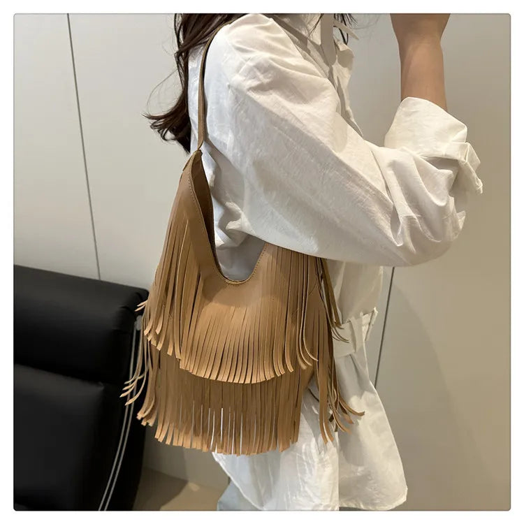 The Retro Tassel Tote