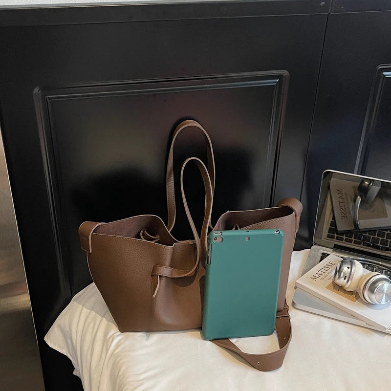 The Oversized Casual Tote