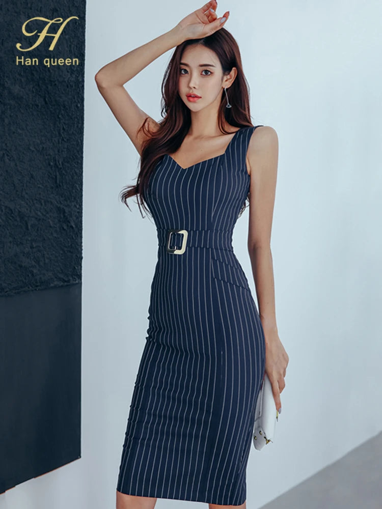The Elegant Queen Dress