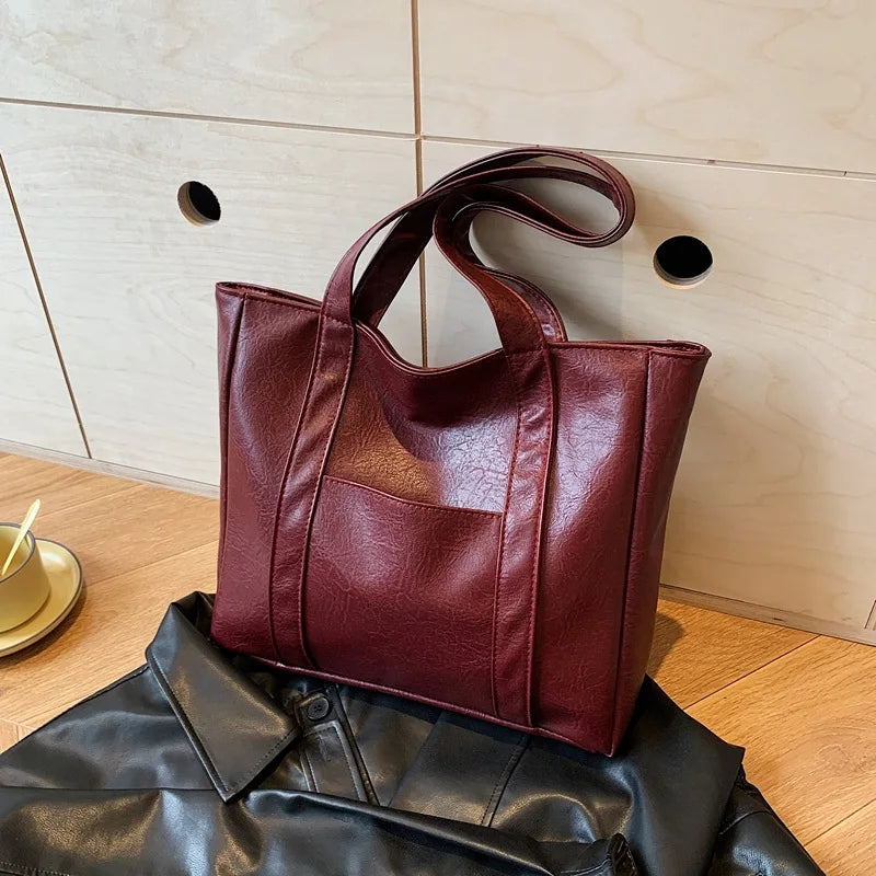 The Simple Large Capacity Tote