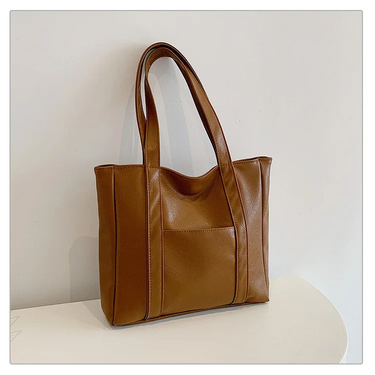 The Simple Large Capacity Tote g