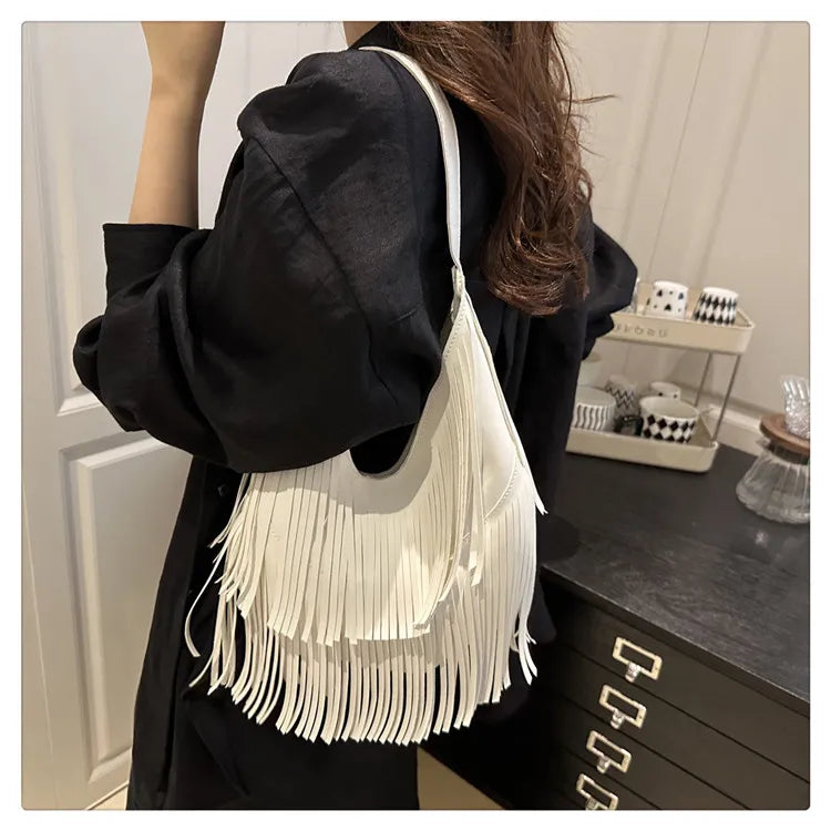 The Retro Tassel Tote