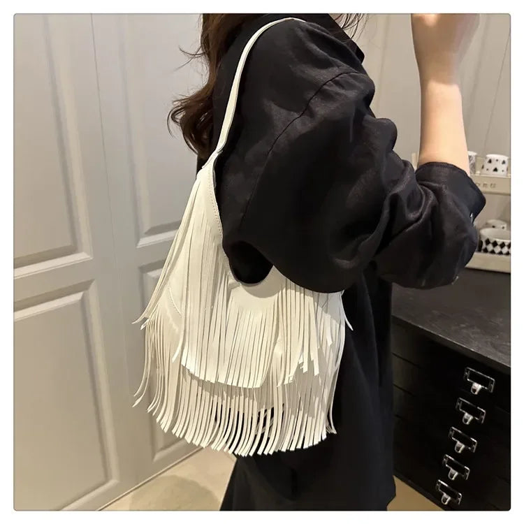 The Retro Tassel Tote