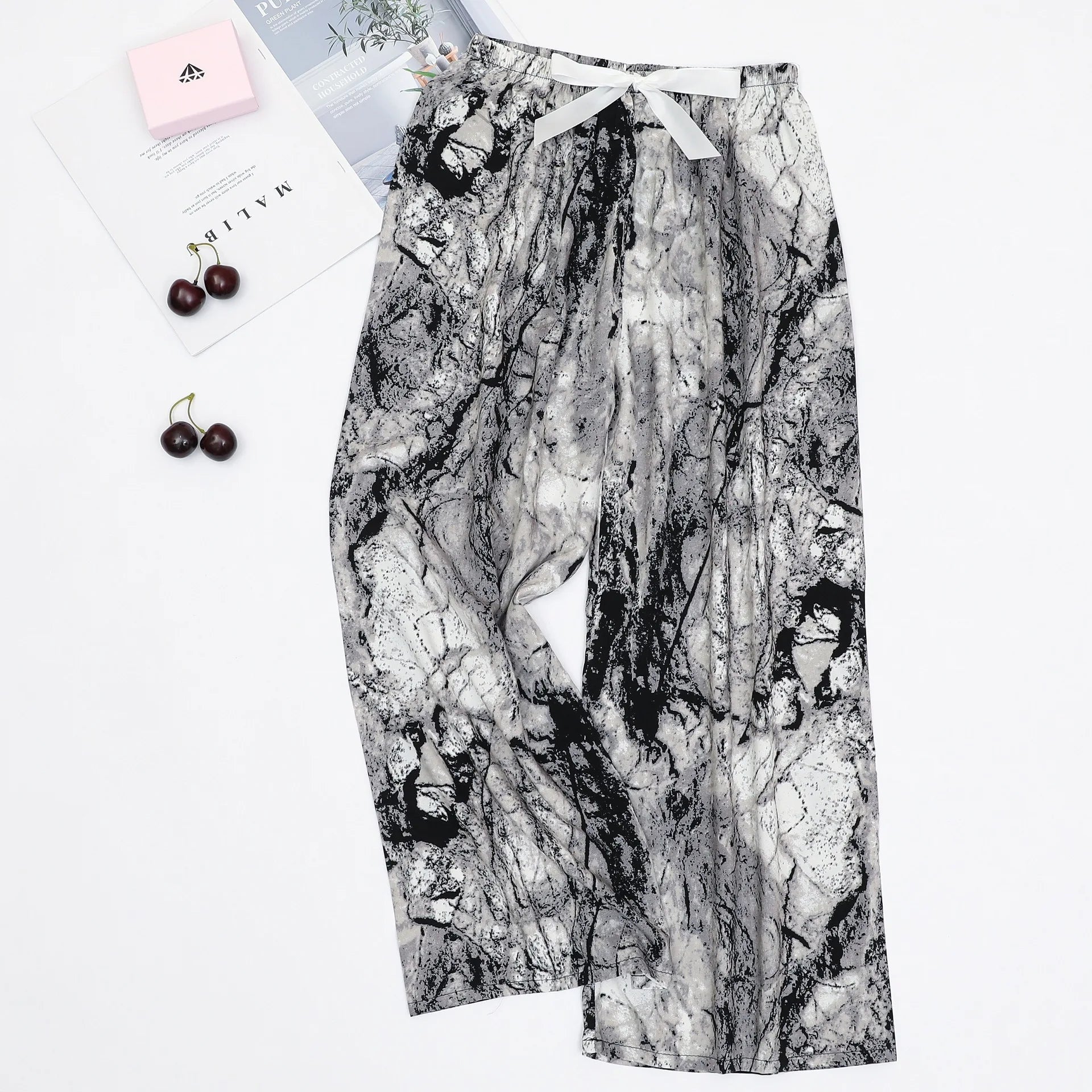 Lattice Print Lounge Pants